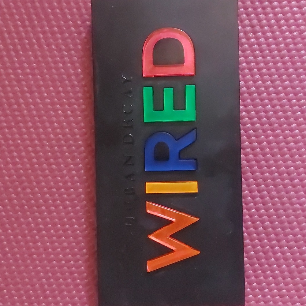 Urban decay Wired palette